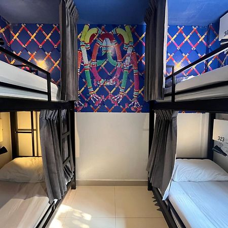 Everyday Bangkok Hostel Buitenkant foto