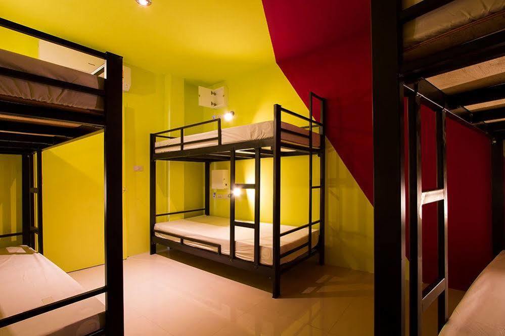 Everyday Bangkok Hostel Buitenkant foto
