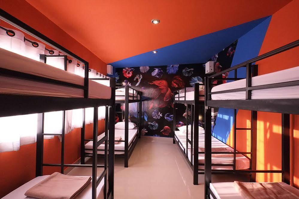 Everyday Bangkok Hostel Buitenkant foto